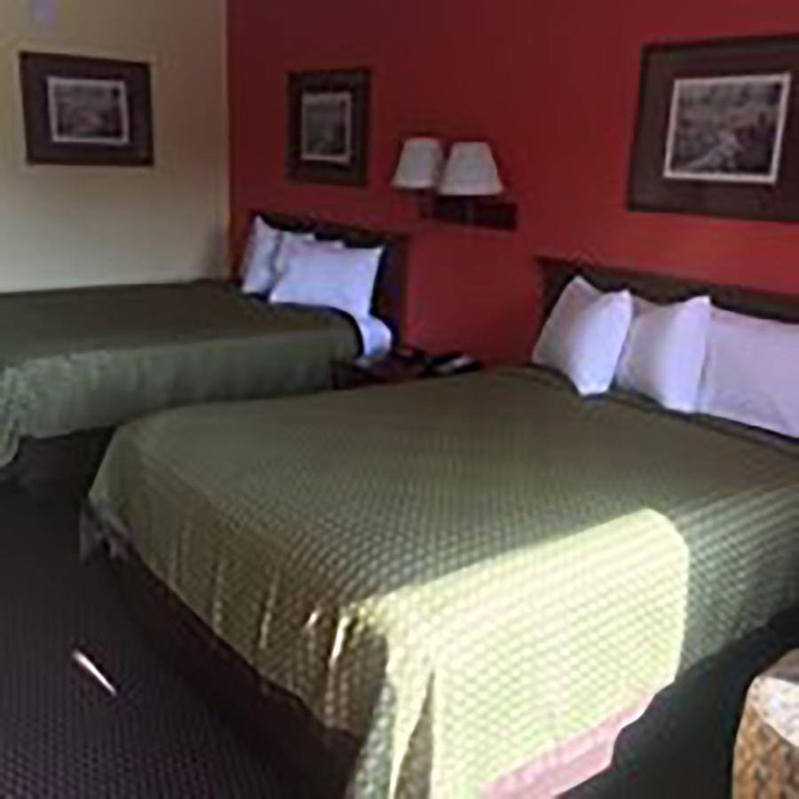 Budget Inn & Suites Hawkinsville Exterior photo