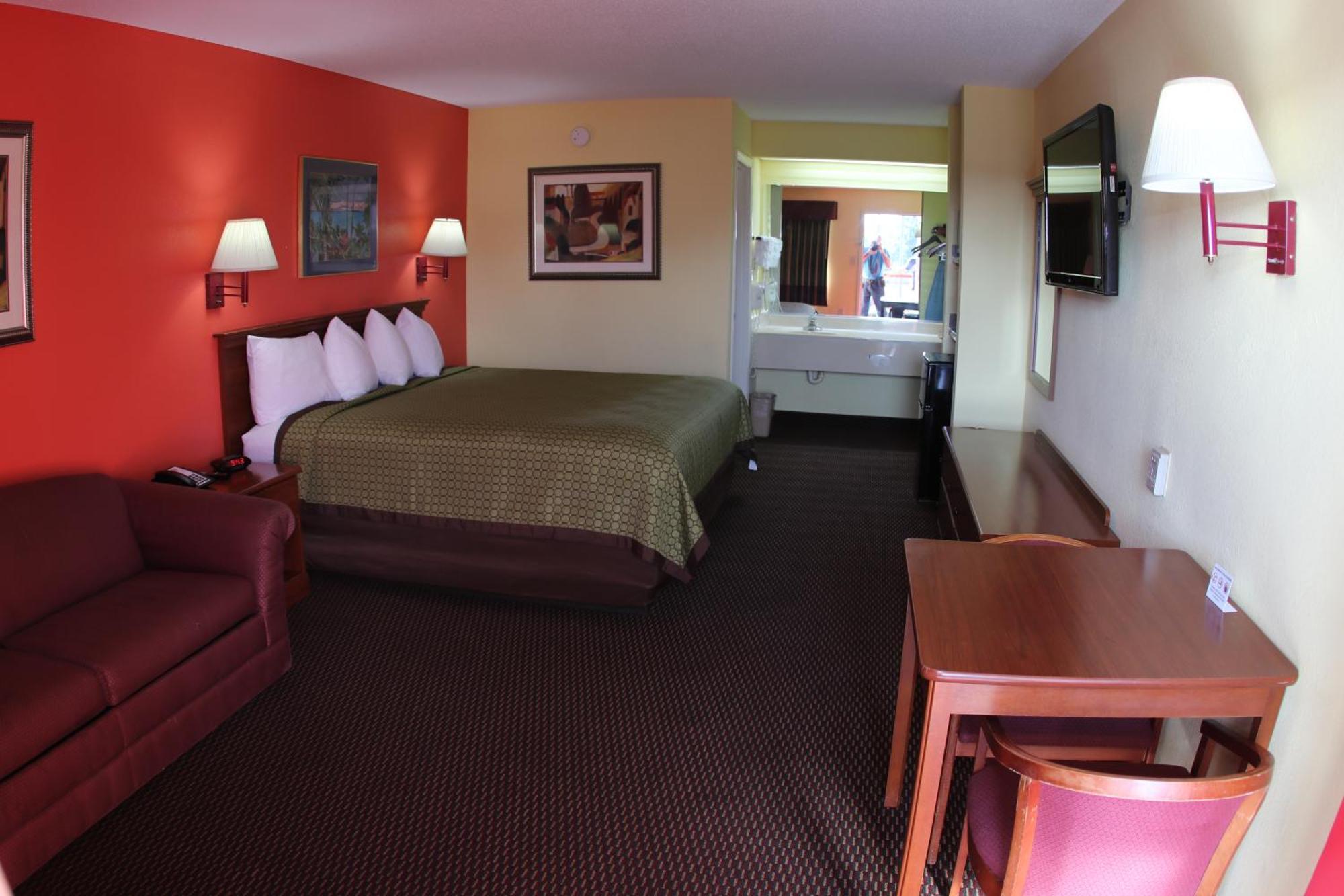 Budget Inn & Suites Hawkinsville Exterior photo